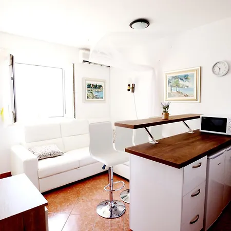Divine Seaview Apartament