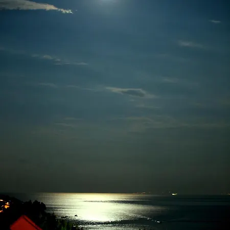 Divine Seaview *